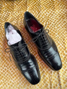 Men’s Ferragamo Oxford shoes
